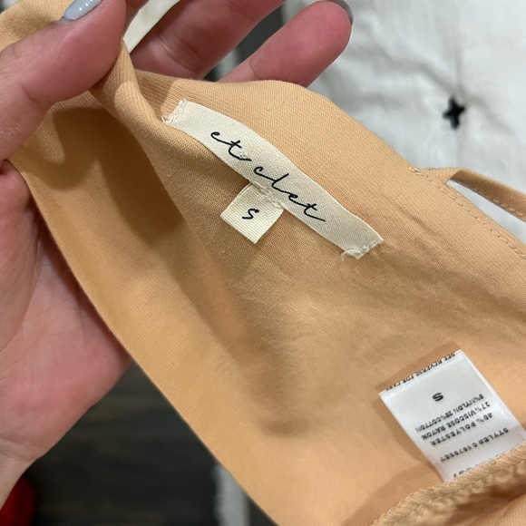 Textured top with tie - Picture 3 of 3